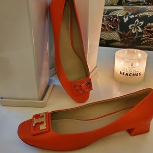 Tory Burch low pumps